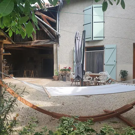 Le Repaire Des Ours Bed and breakfast Saleich